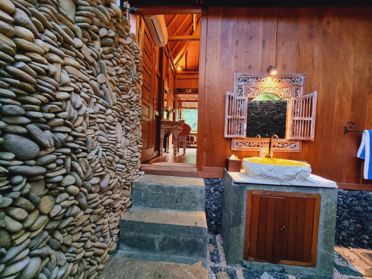 Avalon Ubud Castle & Spa Екстериор снимка