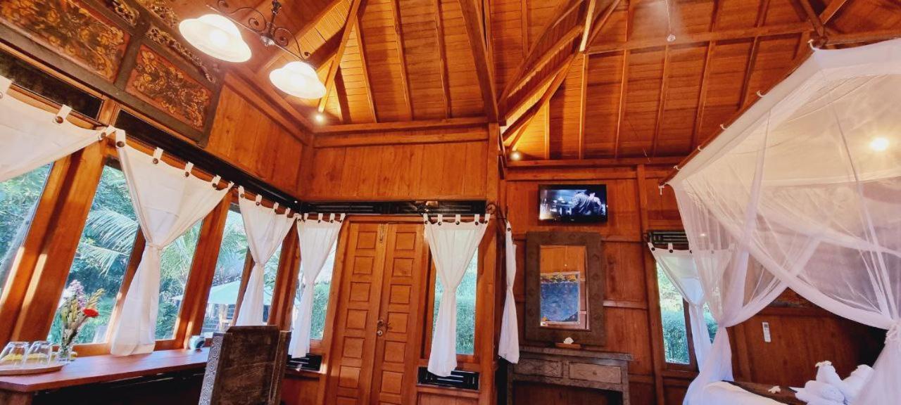 Avalon Ubud Castle & Spa Екстериор снимка