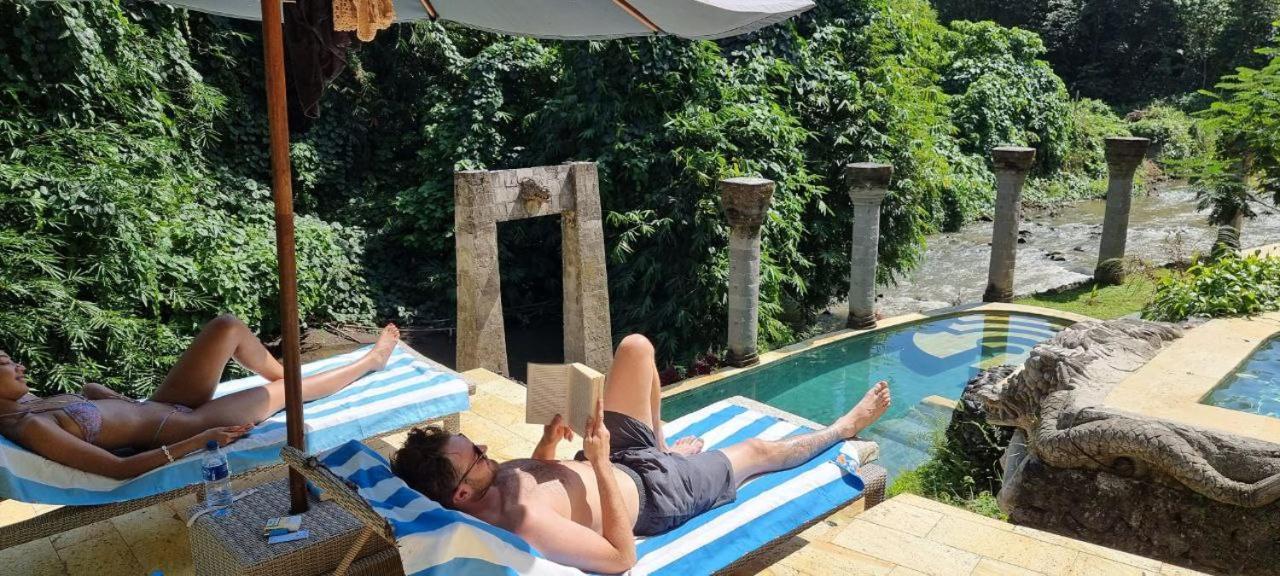 Avalon Ubud Castle & Spa Екстериор снимка